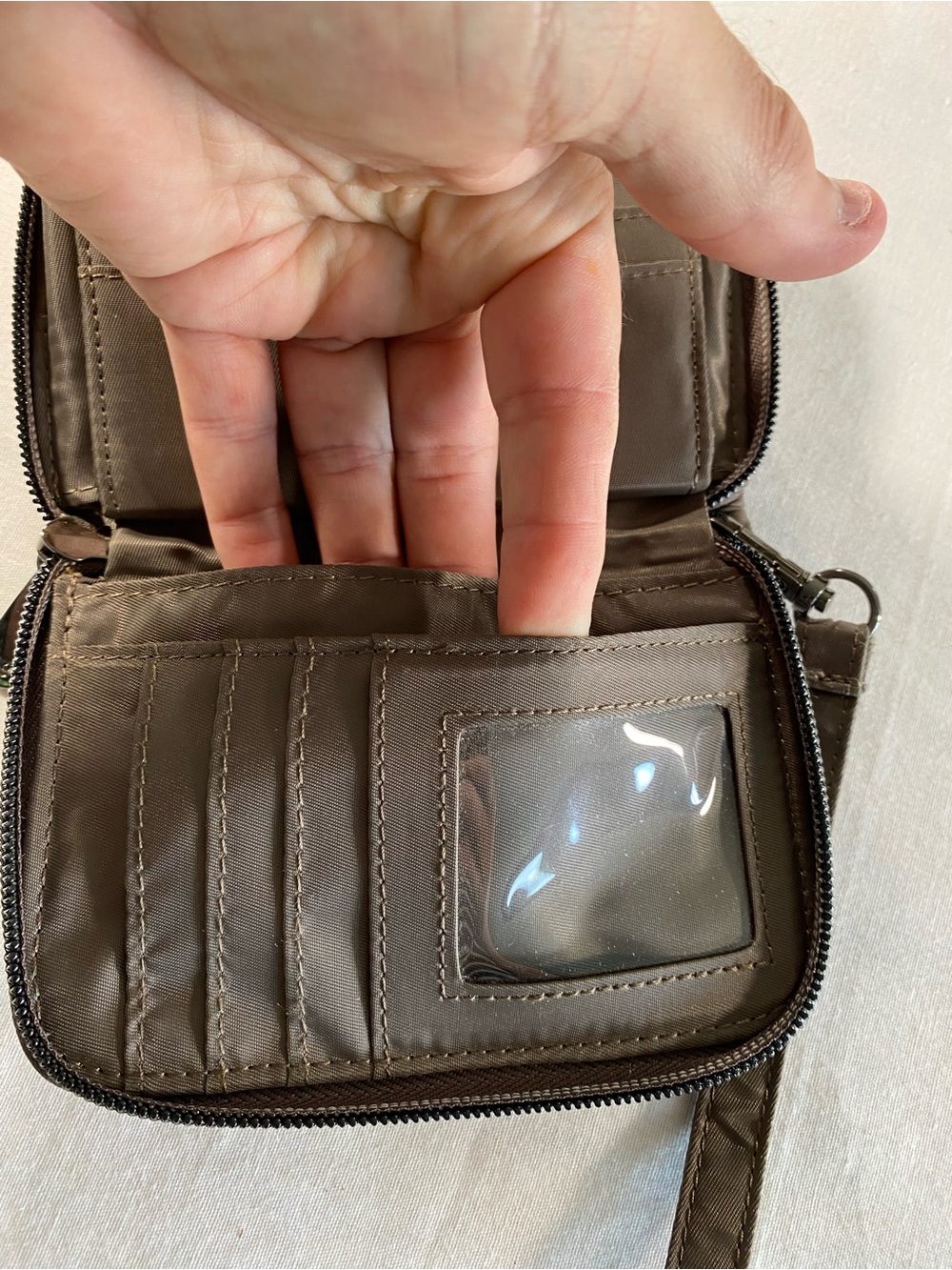 Lug Rodeo Wallet Billfold - Walnut Brown - Chevron Quilting - Picture 9 of 9